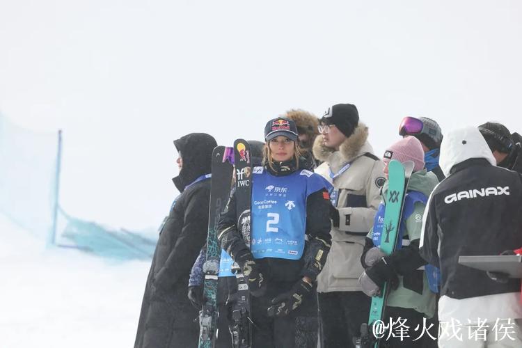 自由式滑雪世界杯云顶站：谷爱凌资格赛摘冠顺利晋级
