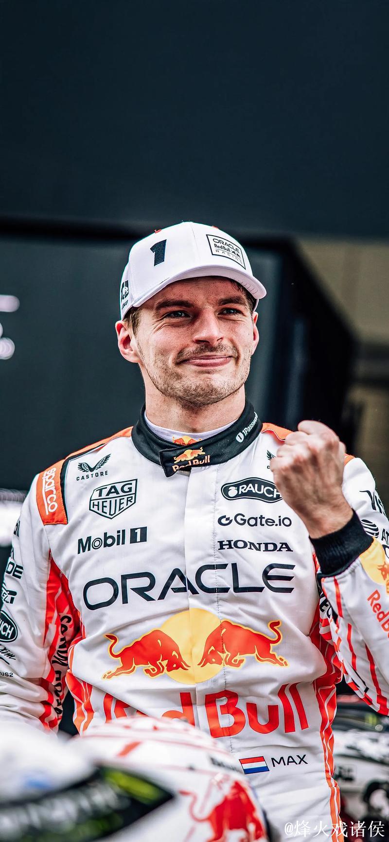 F1卡塔尔站排位赛：皮亚斯特里摘得杆位，维斯塔潘排名第三